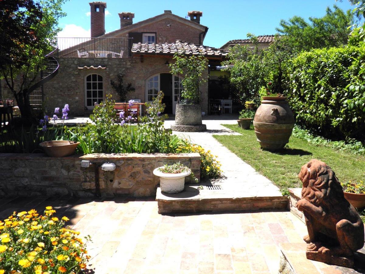 Casa Di Leo With Pool Vila Radicondoli Exterior foto